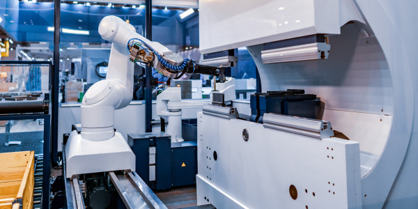 Células Robotizadas La Font d'en Carròs · Celdas Robóticas para Procesos Industriales